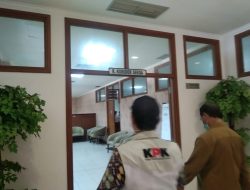 Cari Barang Bukti, KPK Geledah Kantor Bupati Penajam Paser Utara