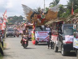 Meriah, Ratusan Peserta Ikuti Karnaval Budaya di Kecamatan Waru