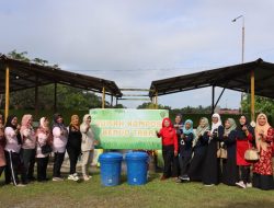 DLH PPU Bersama Organisasi Wanita PPU Ikuti Gerakan Kompos Satu Negeri