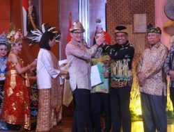 Bupati PPU Terima Penghargaan Tingkat Nasional Melalui Sektor Pariwisata Hamdam : ” Penghargaan Ini Luar Biasa Sekali”