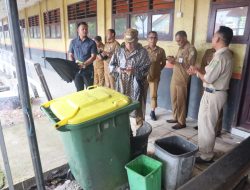 Tinjau SDN 006 Babulu, Pj. Bupati PPU Kecewa Sekolah Tampak Kumuh