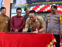 Pj Bupati PPU Resmikan Gedung Kantor BKAD dan Bapenda