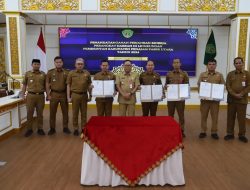 Wujud Komitmen Bersama, Pimpinan Perangkat Daerah Dilingkungan Pemkab PPU Tandatangani Perjanjian Kinerja 2024