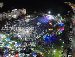 Ribuan Pengujung Tumpah Saksikan Panggung Hiburan Pada Malam Apresiasi HUT PPU ke-22