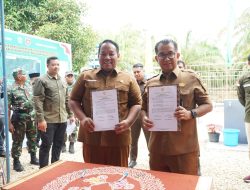 Pj. Gubernur Kaltim Akmal  Malik Resmikan Bantuan Sumur Bor Desa Sumber Sari