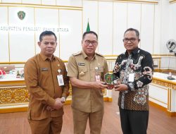 Percepatan Akses Keuangan Daerah, Pj. Bupati PPU Makmur Marbun Kukuhkan TPAKD Kabupaten PPU