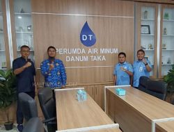 Tanggapi Keluhan Masyarakat Terkait Air Bersih, Mahyudin Gelar Rapat Dengan PDAM Danum Taka