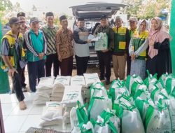 Camat Babulu Salurkan 325 Paket Ceria dari Baznas untuk Warga Kurang Mampu