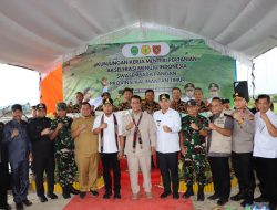 Kunjungan Kerja Ke-PPU, Menteri Pertanian Salurkan Bantuan Rp149 Miliar ke Petani