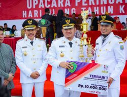 Camat Penajam Raih Penghargaan Camat Berprestasi Terbaik 1  Tahun 2025