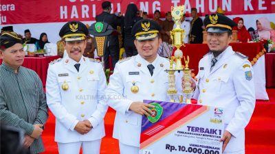 Camat Penajam Raih Penghargaan Camat Berprestasi Terbaik 1  Tahun 2025