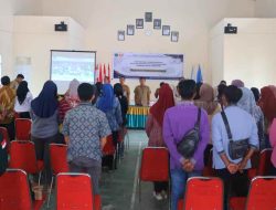 Diskukmperindag PPU Dorong Ekonomi Desa Lewat Pelatihan Pembuatan Sepatu di Sumber Sari