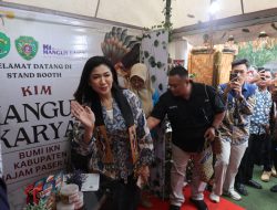 KIM Mangun Karya Bawa Identitas PPU ke KIM Festival 2025, Dirjen IKP Beri Apresiasi Saat Kunjungi Booth